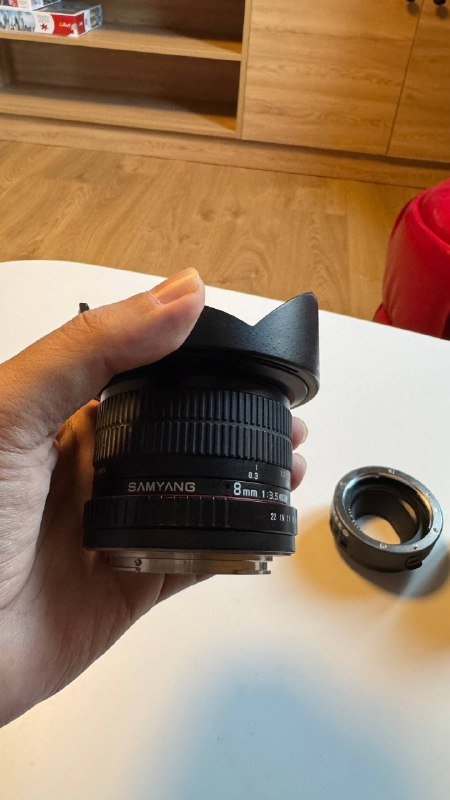 Canon EOS M50, 4 объектива, вспышка, карты, 2 батареи 5