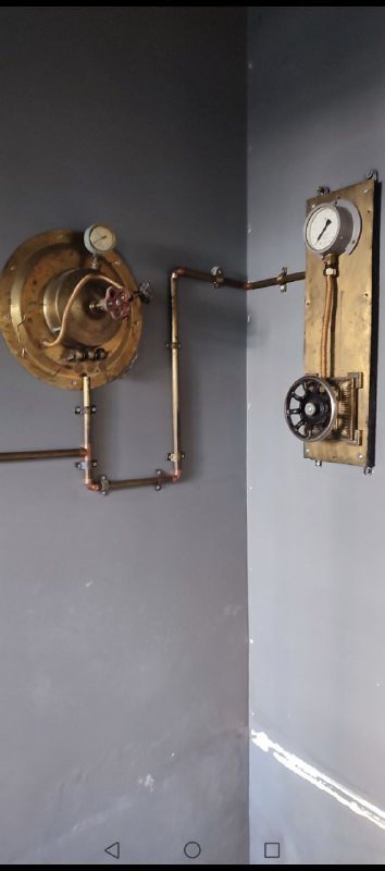 Декор в стиле Стим панк из латуни, железа и дерева 2