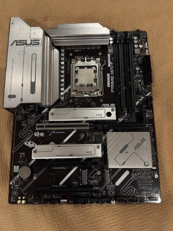 Материнская плата Asus X870-P и Ryzen 9 7900x