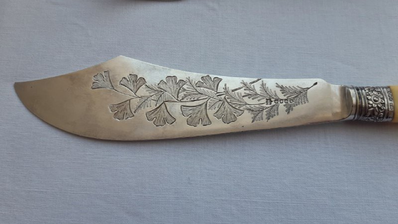 Нож и вилка посеребренные с гравировкой, антиквариат 2