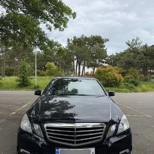 Mercedes-Benz E350 AMG