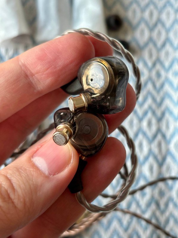 Наушники Fiio FH1s 2