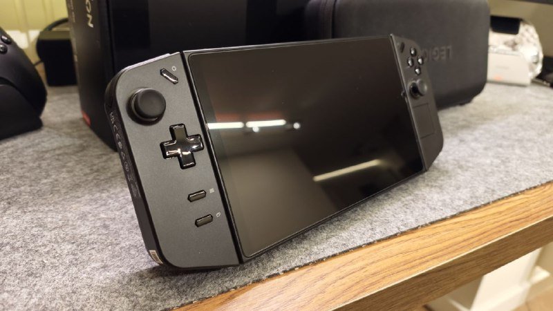 Игровая консоль Lenovo Legion Go z1 Extreme 512