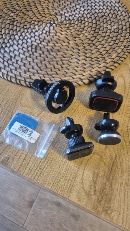 Держатели для телефона магнитные в автомобиль