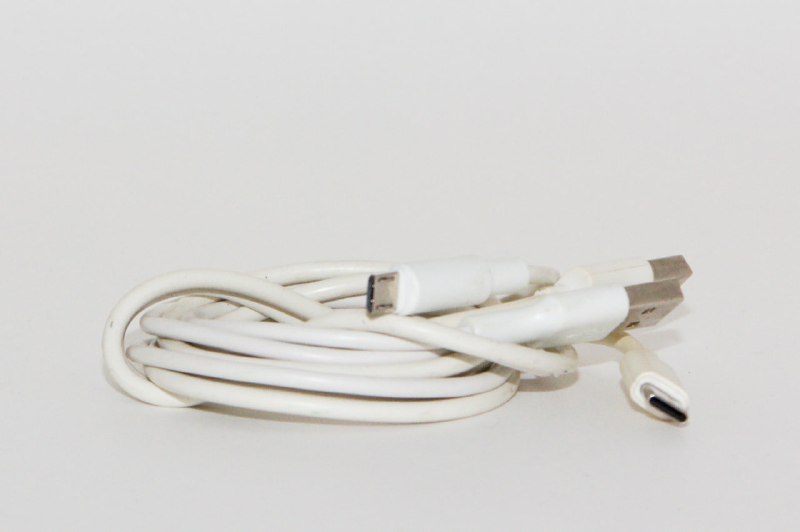 Кабели USB-micro и Type-C