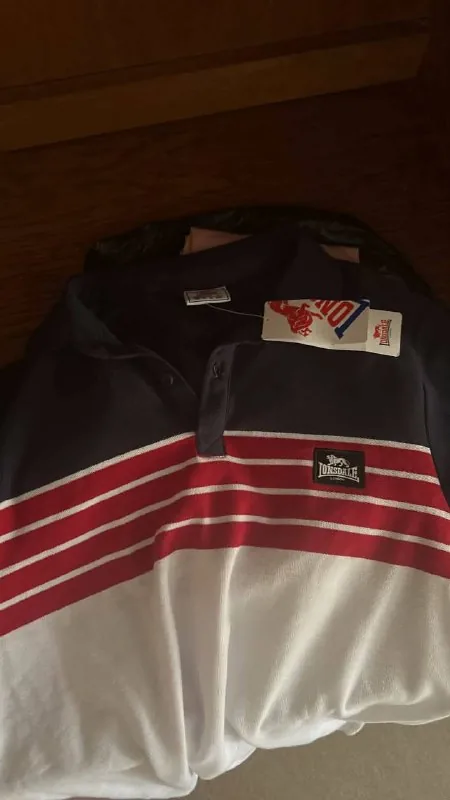 Майки Lonsdale и Fred Perry 1