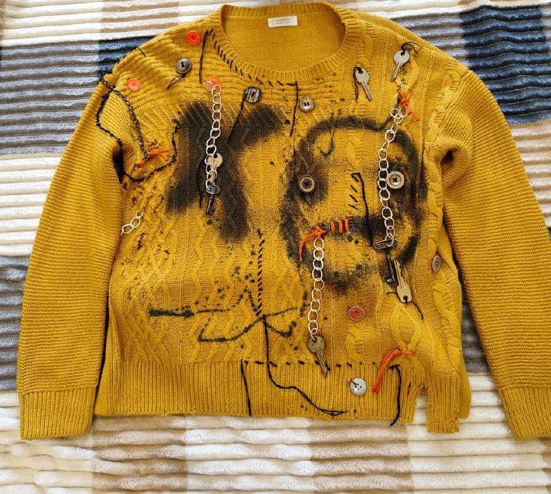 Кастомная кофта