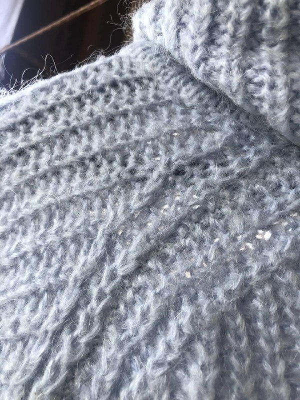 Нежно-голубой кроп-свитер Zara knit, размер S 3