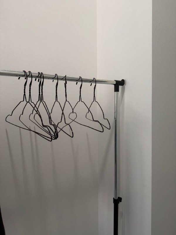 Напольная вешалка