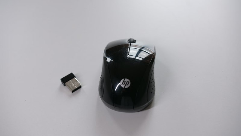 Автоматический Тонометр Omron M2, Беспроводная Usb мышка HP, USB Hub 3.0, Micro hdmi to hdmi, Кабель питания 2 pin, Type-C Type-C 4