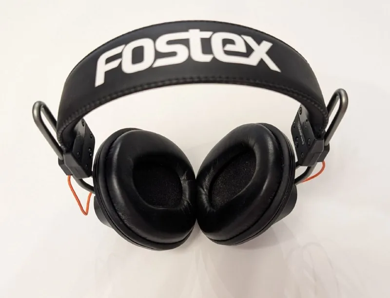 Наушники Fostex T50RP mk3, ЦАП Topping DX1, USB-кабель, изолятор HS01 1