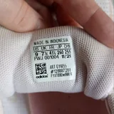 Женские кроссовки Adidas 1