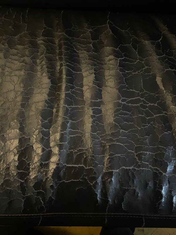 чёрный диван 3