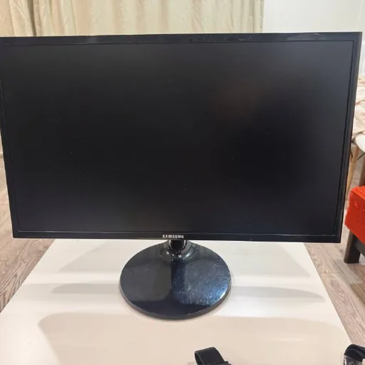 Samsung LS24F350FHIXCI 24-დიუმიანი მონიტორი