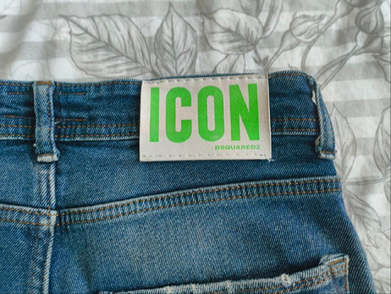Джинсы Dsquared 30 L/32 4