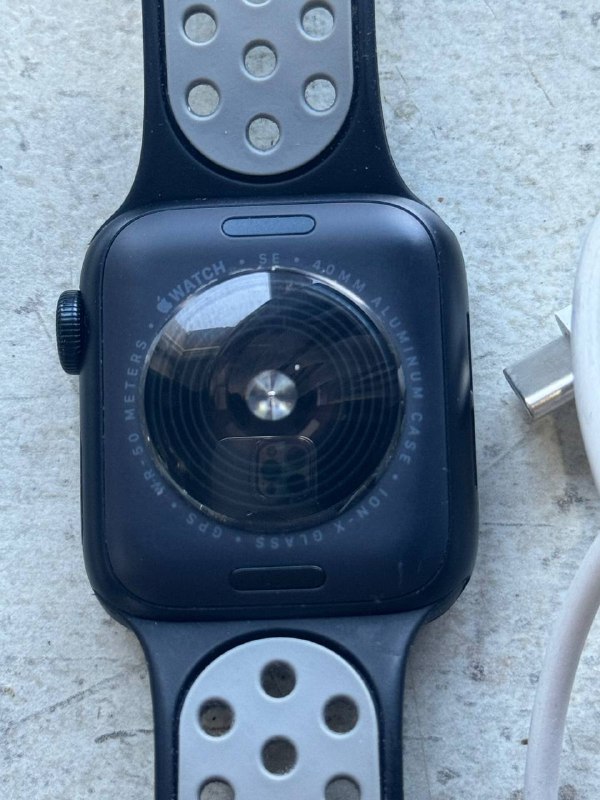 Apple Watch SE 2 поколение 3