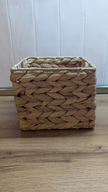 Зеркало, аптечка, плетёная коробочка, гирлянда 6