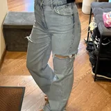 Джинсы с разрезами Zara 4