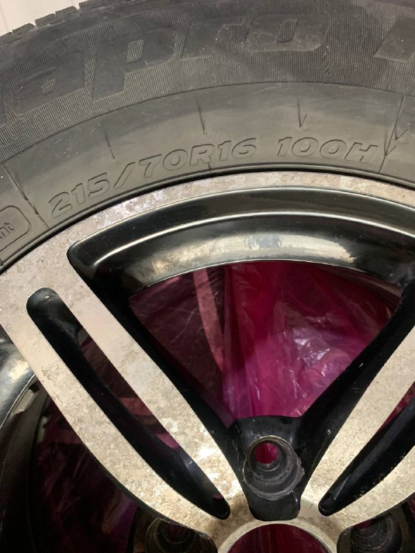 Шины и диски Hankook 215/70R16 100H 2019 года 2