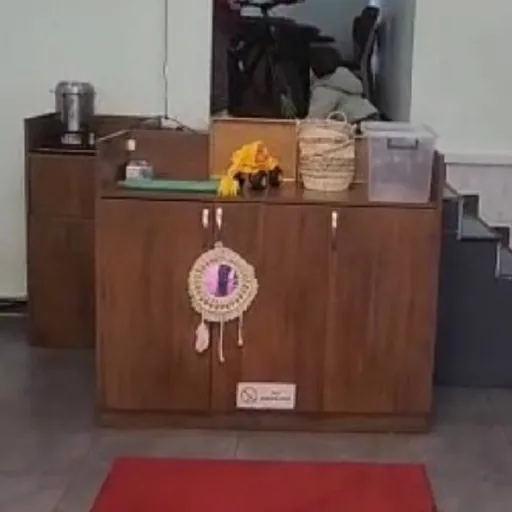 Шкаф