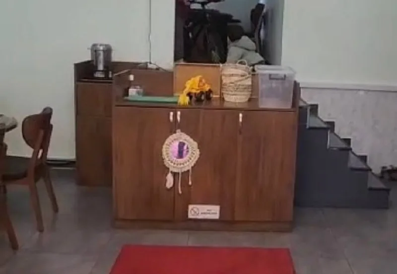 Шкаф