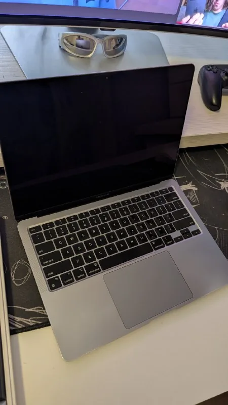 Macbook Air M1 8GB 256GB 1