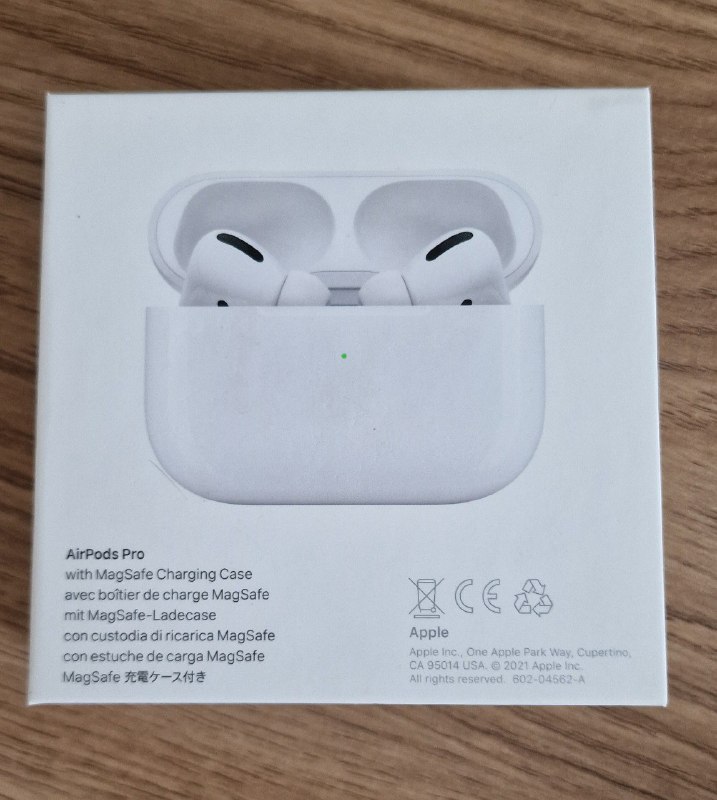 Apple AirPods Pro A2190 с неисправным правым наушником 3