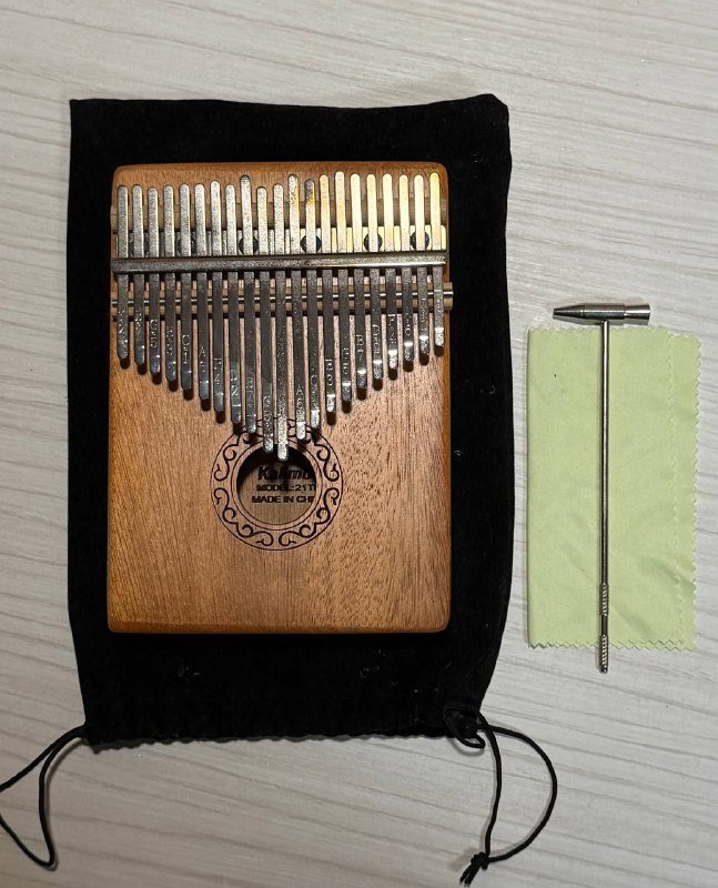 Чехлы на iPhone 16 Pro Max 2