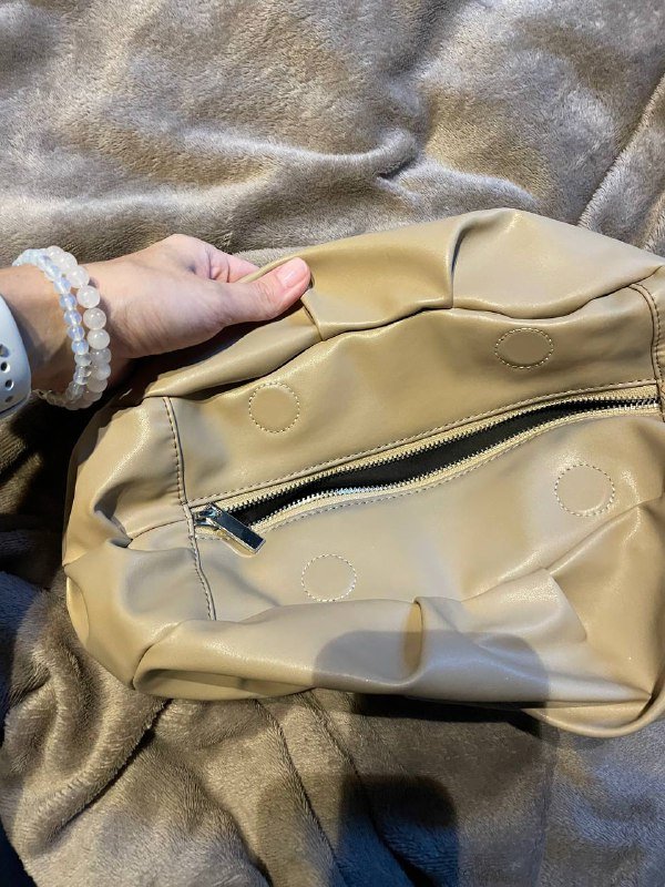 сумка Майкл Корс, сумка пельмень, косметичка Лора мерсье, платье Зара, очки hm 3