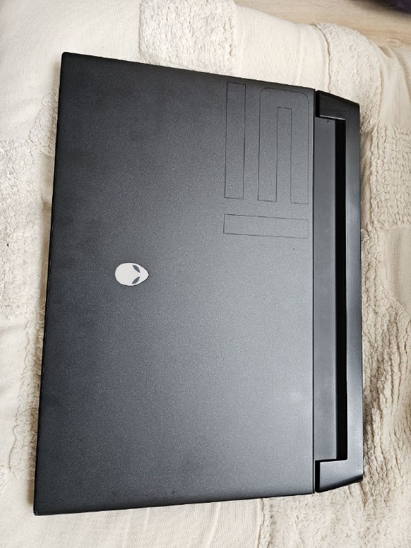 Профессиональный игровой ноутбук Alienware M15 R4 3