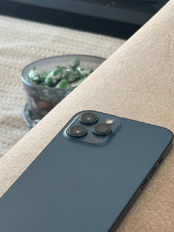 iPhone 12 Pro Max 256 GB 4