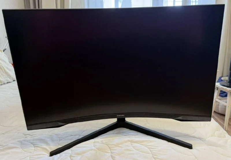 Игровой монитор Samsung Odyssey G5 32″ 1