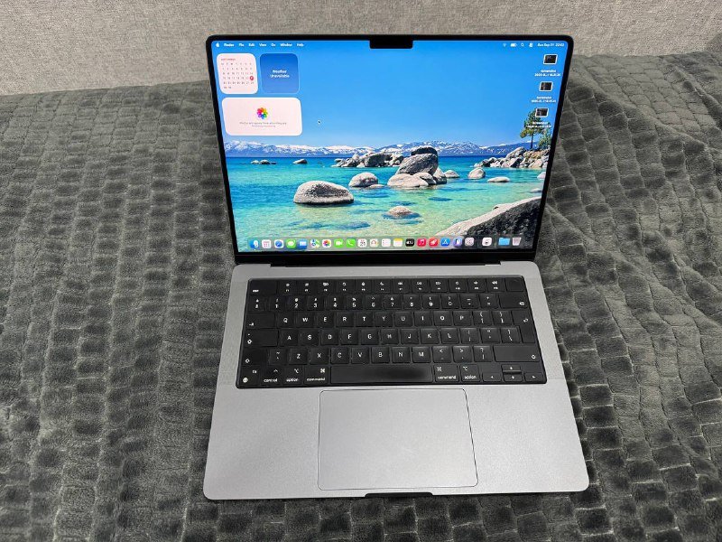 MacBook Pro M1 Pro 14inch, 16GB RAM, 512GB SSD