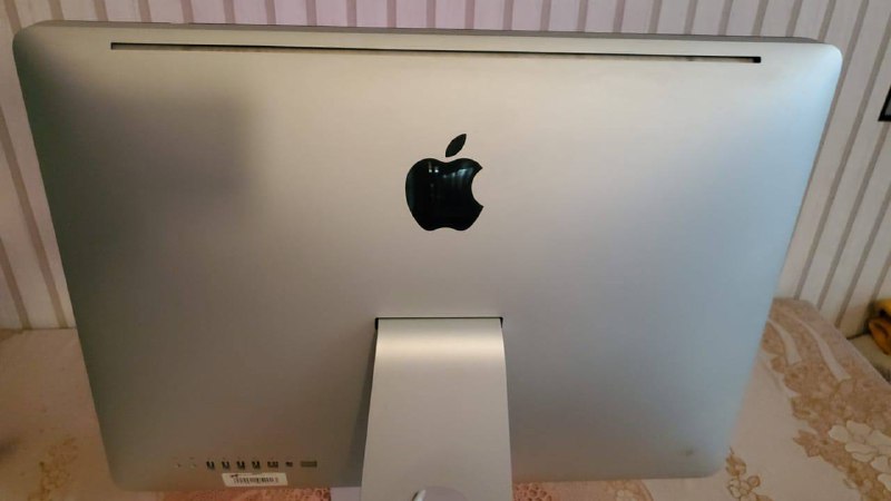 Apple iMac 2010 3