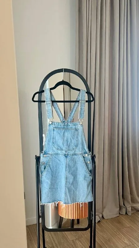 Джинсовый сарафан Bershka