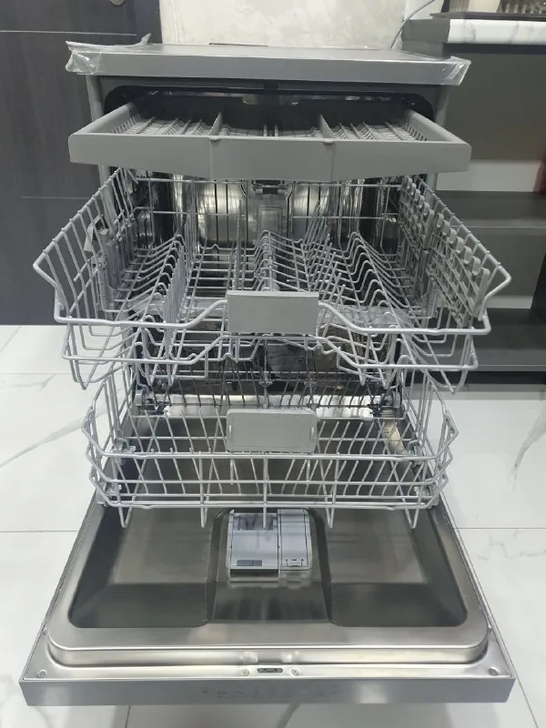 Посудомойка Indesit DF 5C65 DS 1