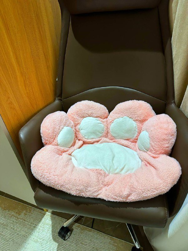 Подушка лапка для кресла