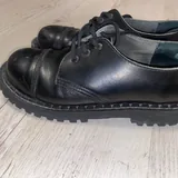 Мужские steel boots 43 размера 4