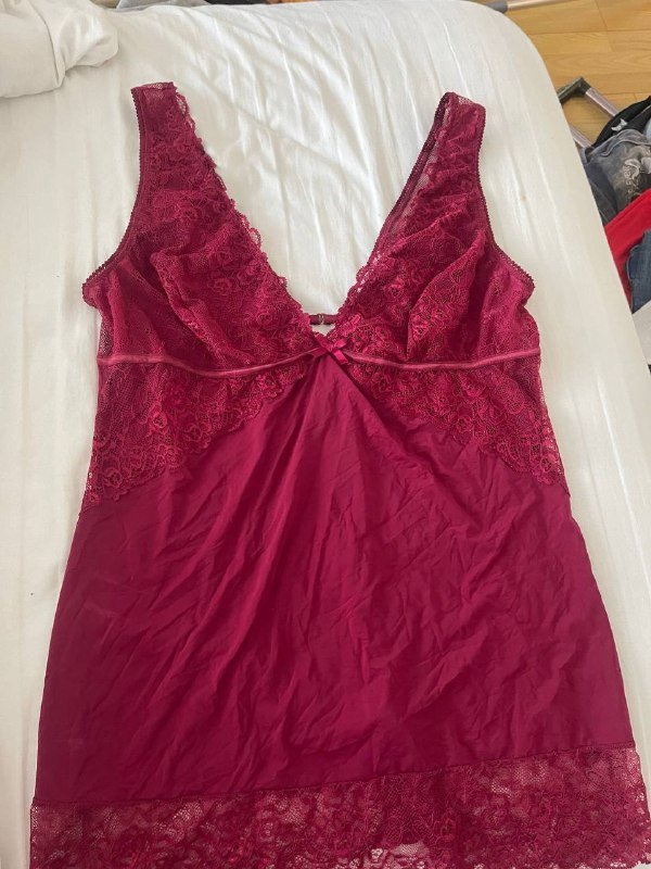 Женская бордовая сорочка с кружевной отделкой, размер M-L