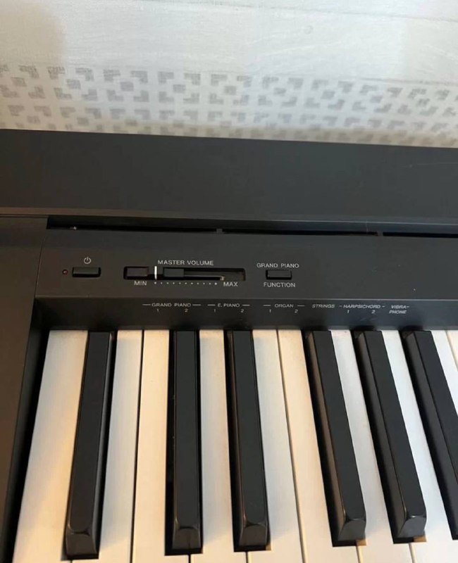 Цифровое пианино Yamaha P-35, стойка, пюпитр, педаль, стул 3