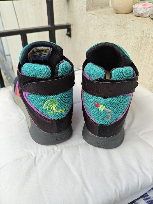 Кроссовки мужские Reebok x Looney Tunes Instapump Fury Zone 3
