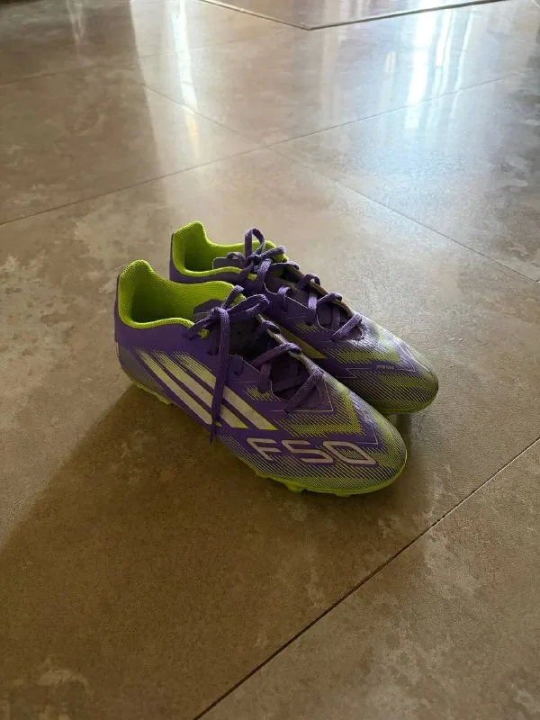 Бутсы Adidas, размер 37,5 1