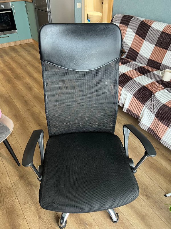 Стул из jysk