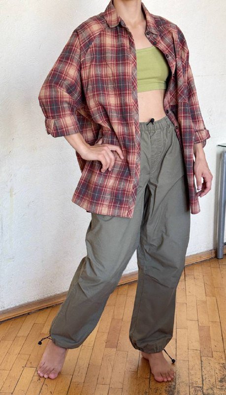 Женская рубашка и штаны размер S-M