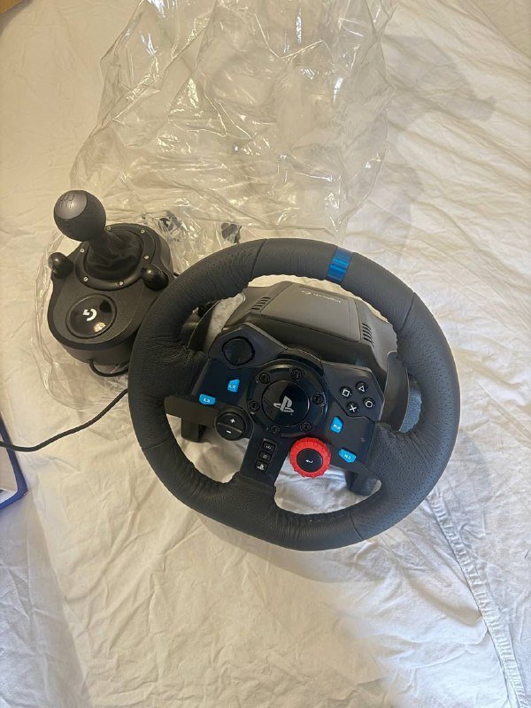 Logitech G29 с механическим шифтером для симрейсинга