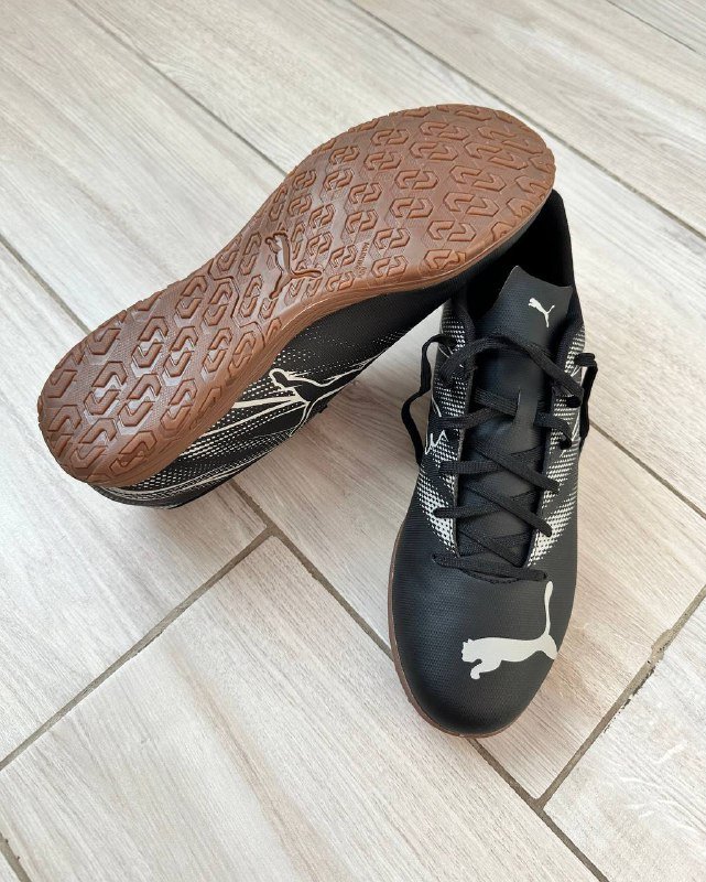 Футбольные бутсы PUMA Attacanto Indoor Trainer 2