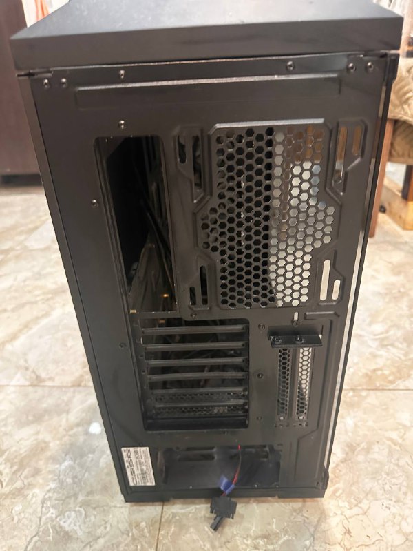 Компьютерный корпус ASUS 7