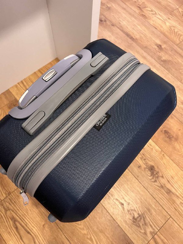 Чемодан с дефектами 6