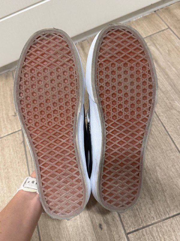 Мужские кеды Vans черно-белые 2