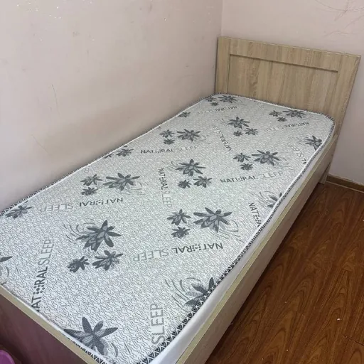 Кровать, матрас